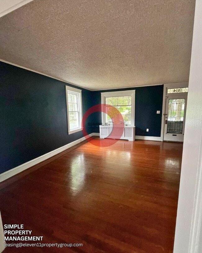 Building Photo - Four-bedroom 1.5 bath with Off street parking