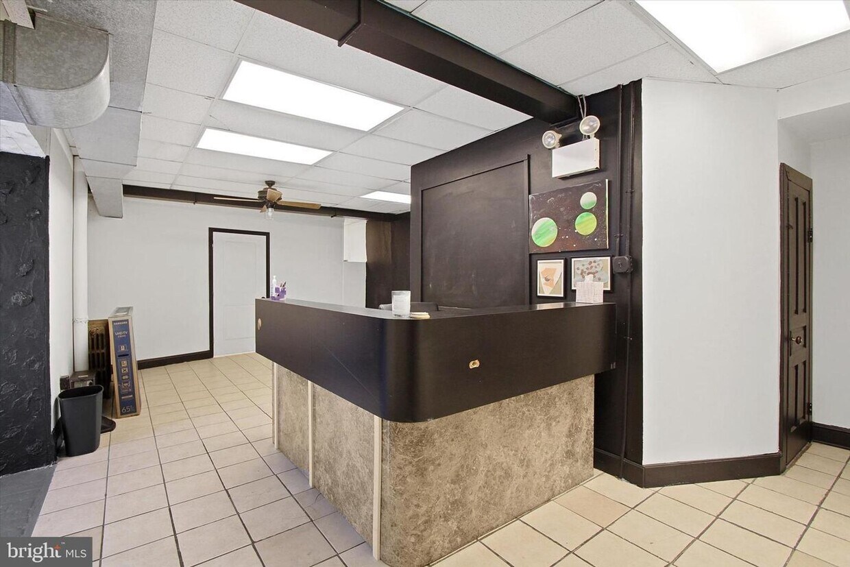 108 N Penn St Unit 108 N Penn St 1 Office Space, York, PA 17401