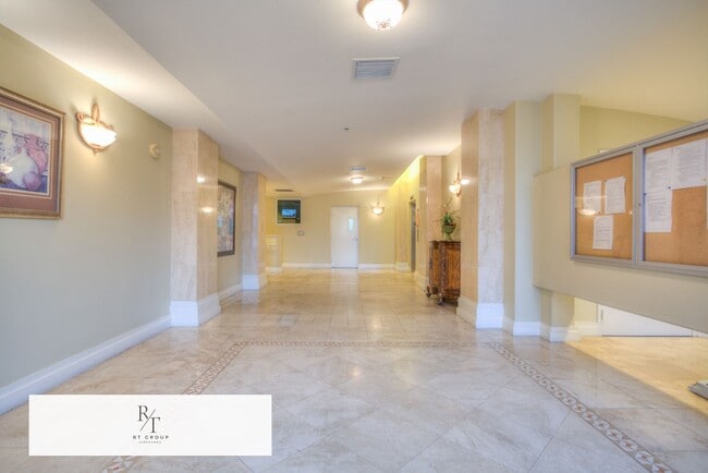 Building Photo - Luxurious Modern Condo in Alhambra