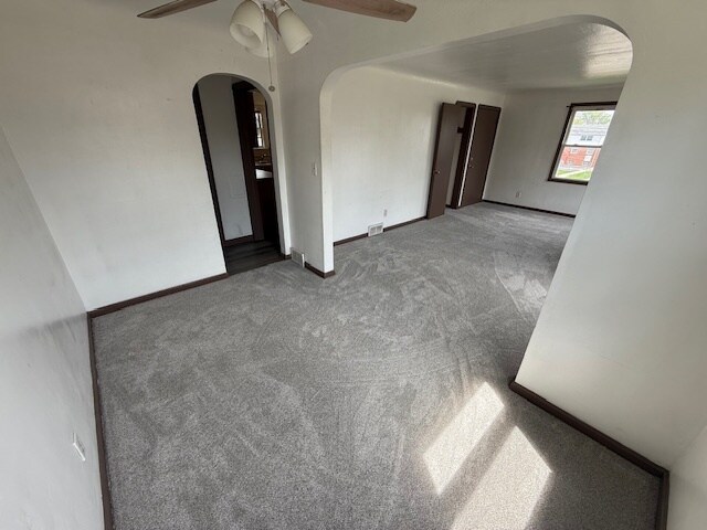 Foto del edificio - 5886 State Rd