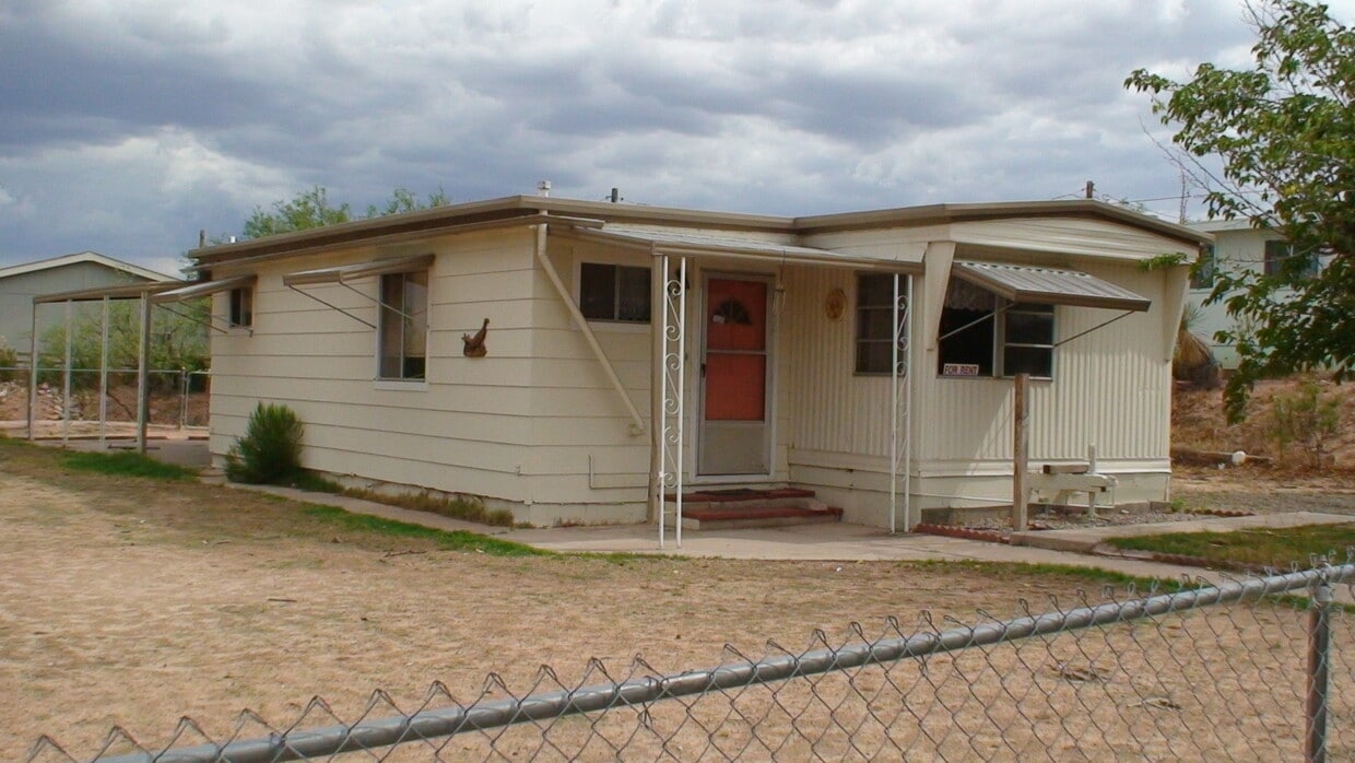 558 E Silverwood Ln, Benson, AZ 85602 House Rental in Benson, AZ