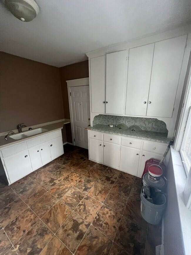 Foto del edificio - 217-19 Liberty St