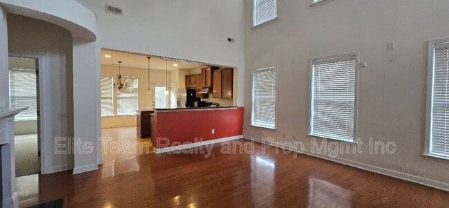 Building Photo - 13928 Mallard Lake Rd