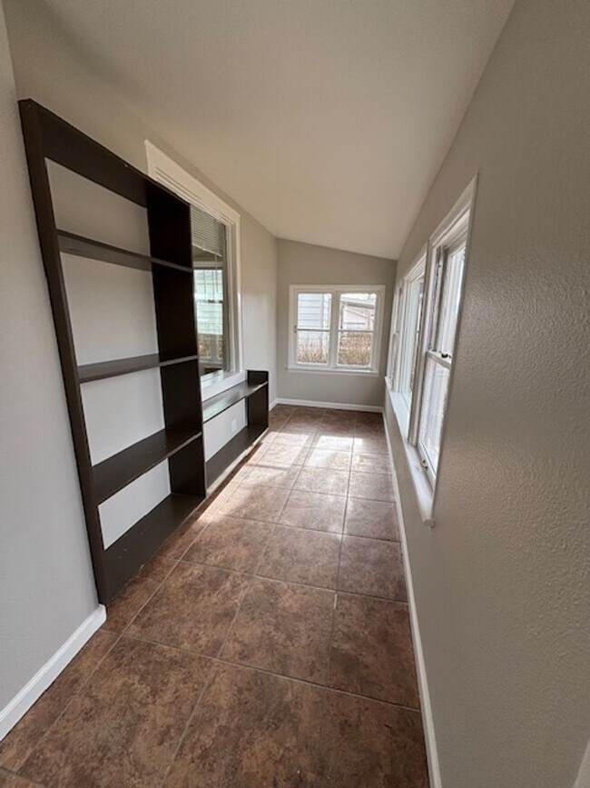 Foto del edificio - 4 Bedroom 2 Bath House by Frontier Park