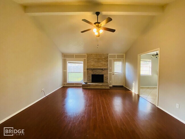 Foto del edificio - 4414 Burkegate Dr