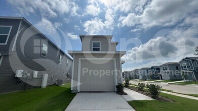 Building Photo - 6313 Kingfisher Wy