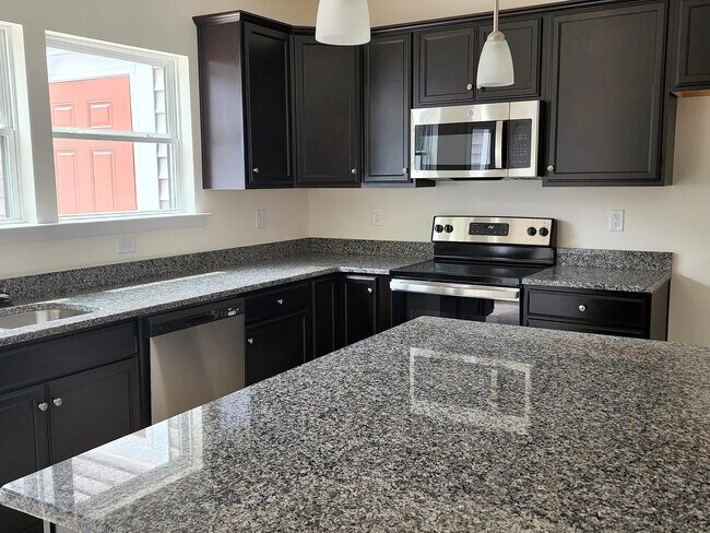 Foto del edificio - 12229 Dutch Elm Cir