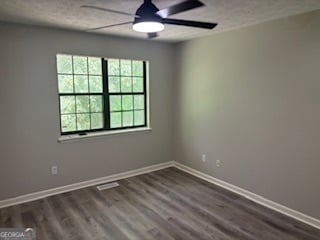 Building Photo - 140 Meadowbrook Ct