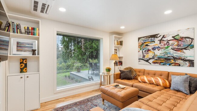 Foto del edificio - 13006 NE 149th St