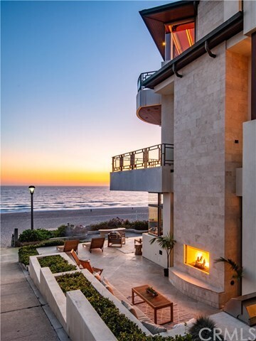 Foto del edificio - 3400 The Strand