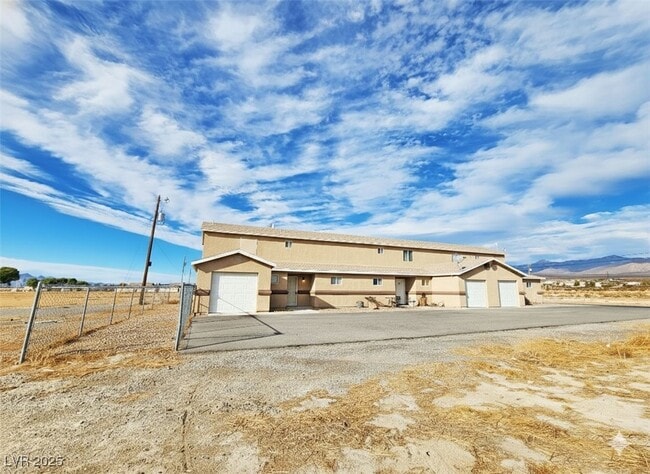 Foto del edificio - 200 S Mount Charleston Dr E