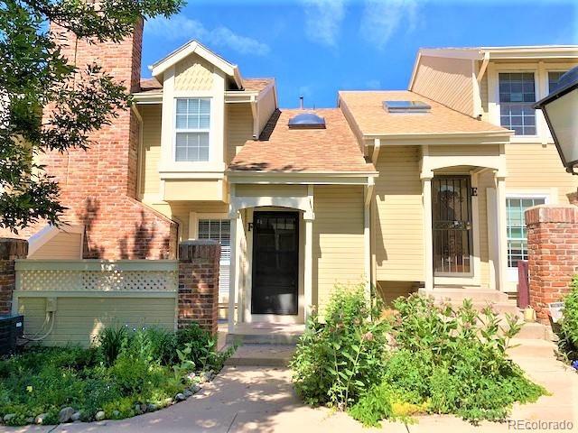 Primary Photo - 2890 W Long Cir