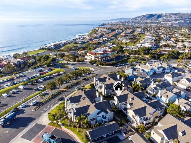 Foto del edificio - Remodeled 2 Bed, 2 Bath Condo with Ocean V...