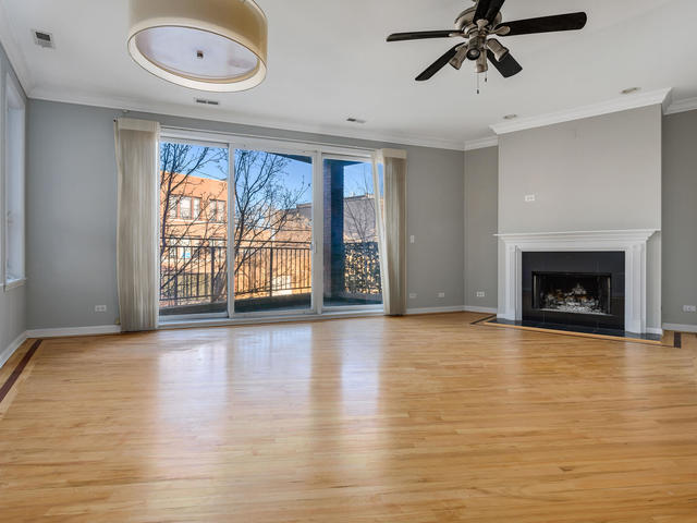 Building Photo - 2623 W Chicago Ave