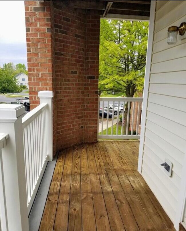Foto del edificio - 2502 Driftwood Ct