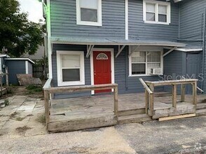 Building Photo - 113 S Grove St