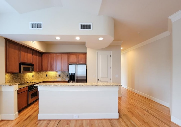 Foto principal - 58 Briar Hollow Ln