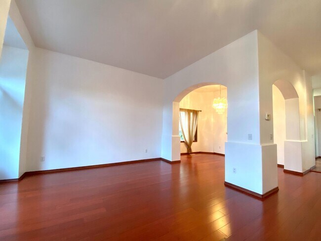 Foto del edificio - Great Home For Rent