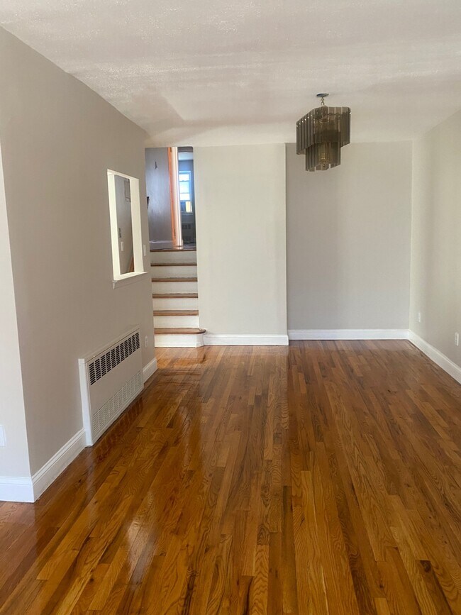 39 Paerdegat 3rd St, Brooklyn, NY 11236 House Rental in Brooklyn, NY