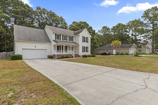 Building Photo - 4 Bedroom 2.5 Bathroom located in Creeks Edge