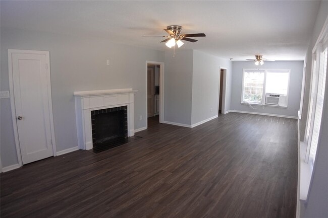 Building Photo - 3320 Blodgett St