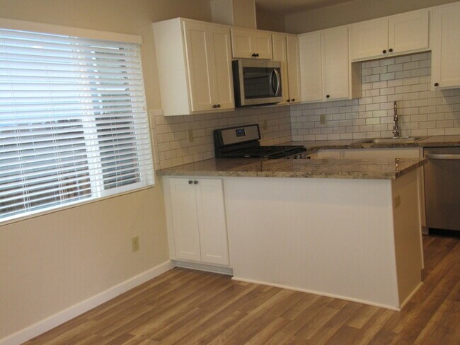 Foto del edificio - 1115 Buena Vista Ave