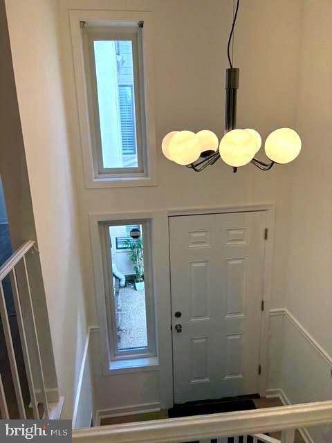 Building Photo - 9759 Lake Shore Dr