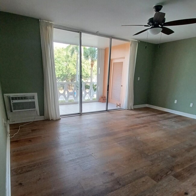 Foto del edificio - 15 S Golfview Rd