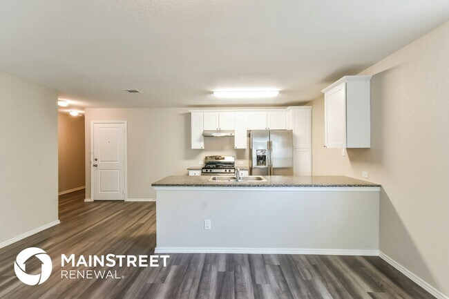 Foto del edificio - 9838 Marbach Crest