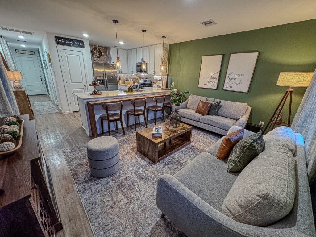 Foto principal - 21531 Carosella Dr