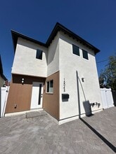 Building Photo - 15045 Lemay St
