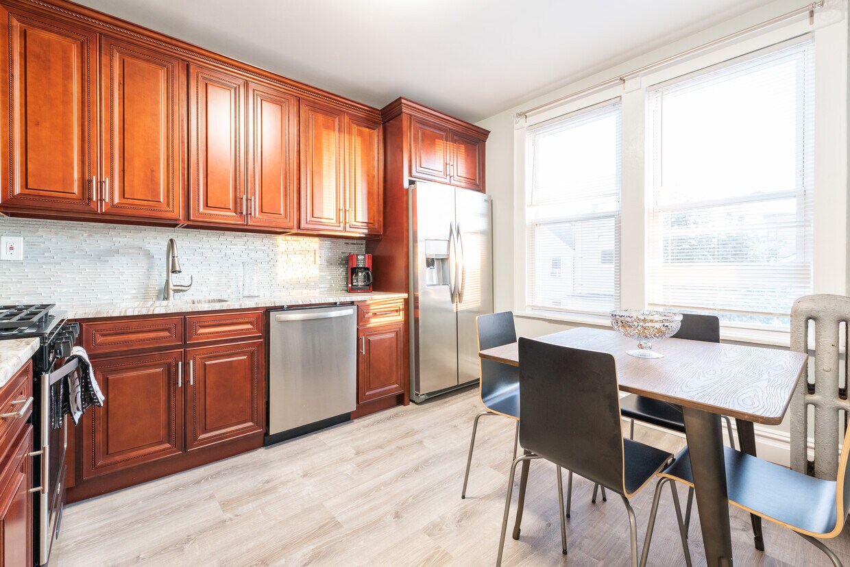 95 Stuyvesant Ave, Jersey City, NJ 07306 Apartments in Jersey City