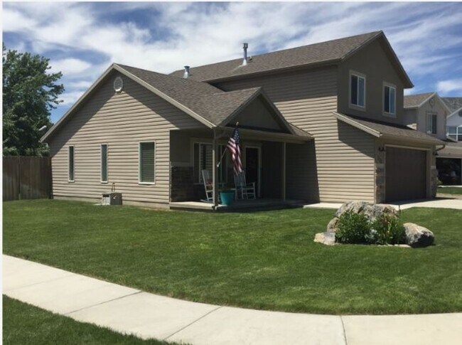 Foto del edificio - Corner lot with easy access to American Fork and Lehi