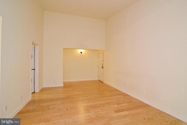 Building Photo - 11803 Breton Ct