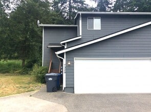 Building Photo - 7320 163rd St E