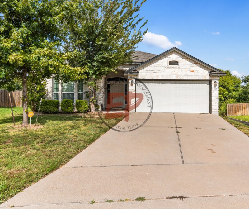 Primary Photo - 6505 Vista View Dr