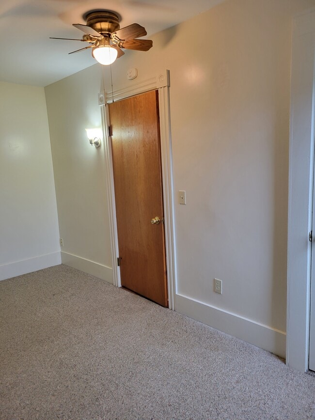 Bedroom - 65 Blackburn St