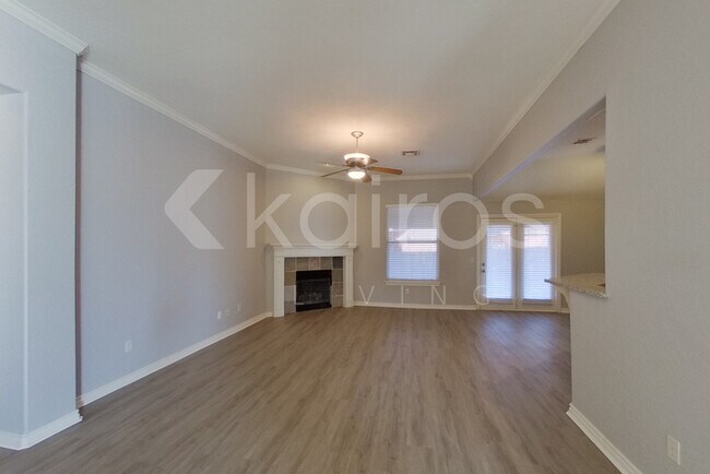 Building Photo - 317 E Richmond Terrace