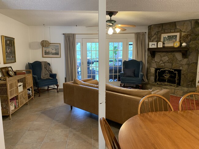 Building Photo - 602 Old Rocky Ridge Ln