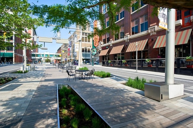 Street Level - Six Over Merdian Retail