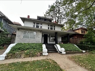 Building Photo - 9104 Parkgate Ave