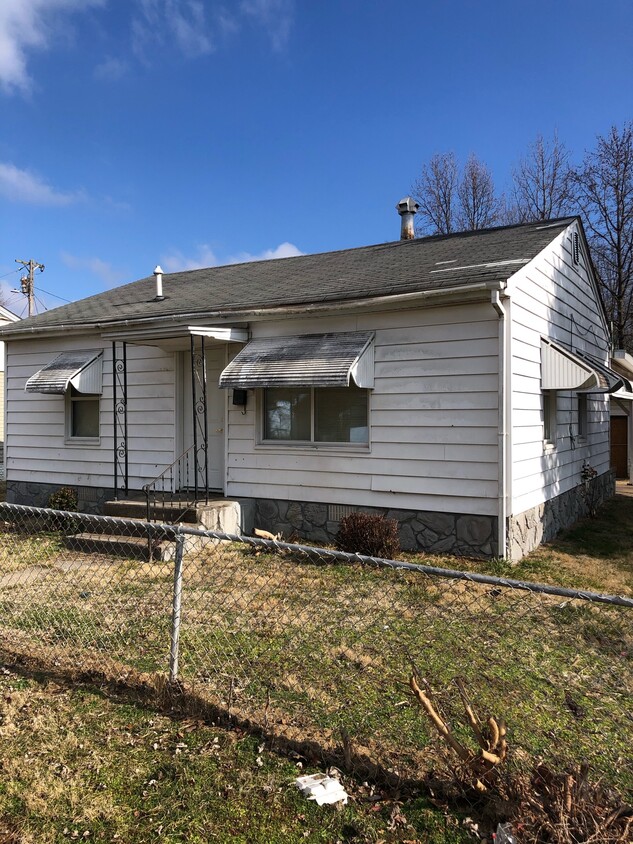 6 Court E, Herrin, IL 62948 - House Rental in Herrin, IL | Apartments.com