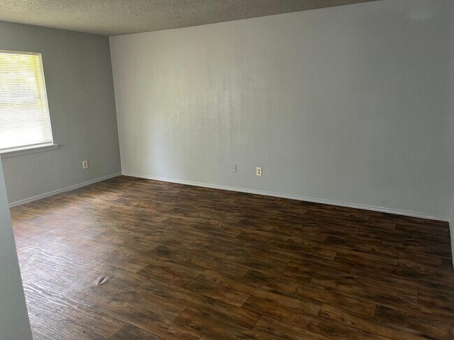 Foto del edificio - 2125 Dewey St