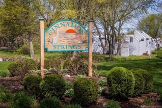 Building Photo - 31 Cinnamon Spring