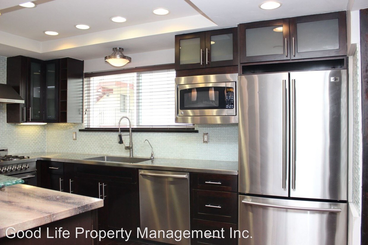 Foto principal - 134 W Walnut Ave