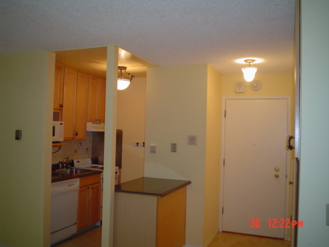 kitchen with dishwasher, refrig,oven microwav - 1 Captain Dr