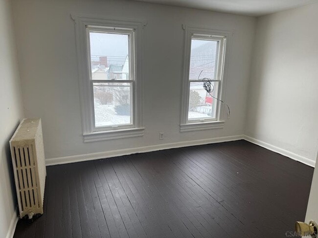 Foto del edificio - 85-87 Grass Ave