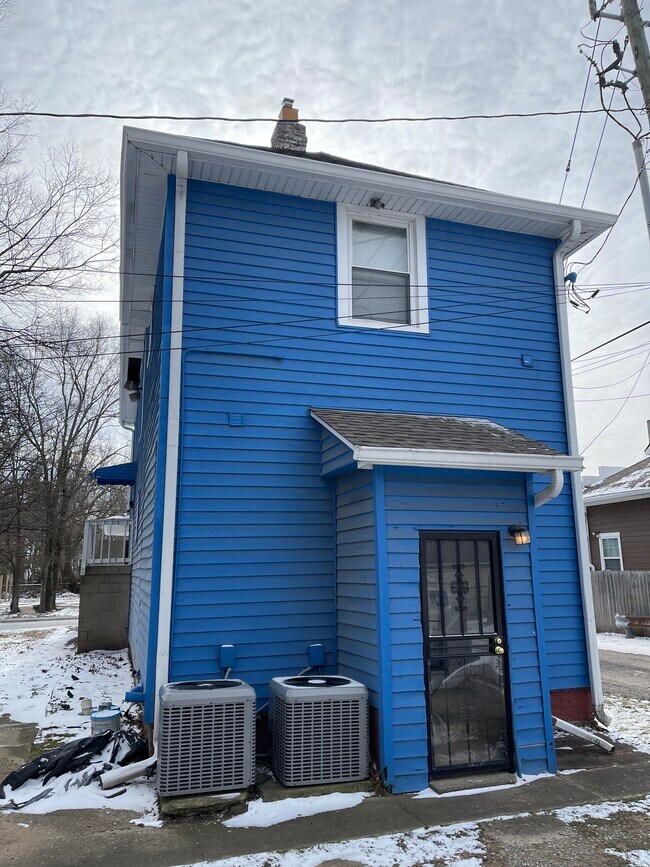 Building Photo - 316.5 E 29th St