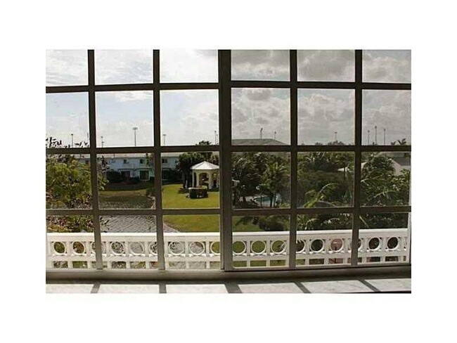 Foto del edificio - 3600 NW 14th Ct