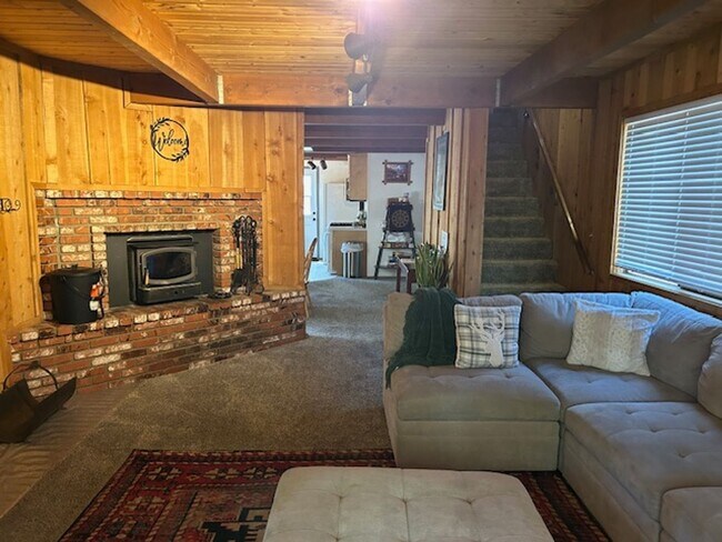 Foto del edificio - 272 Imperial Ave